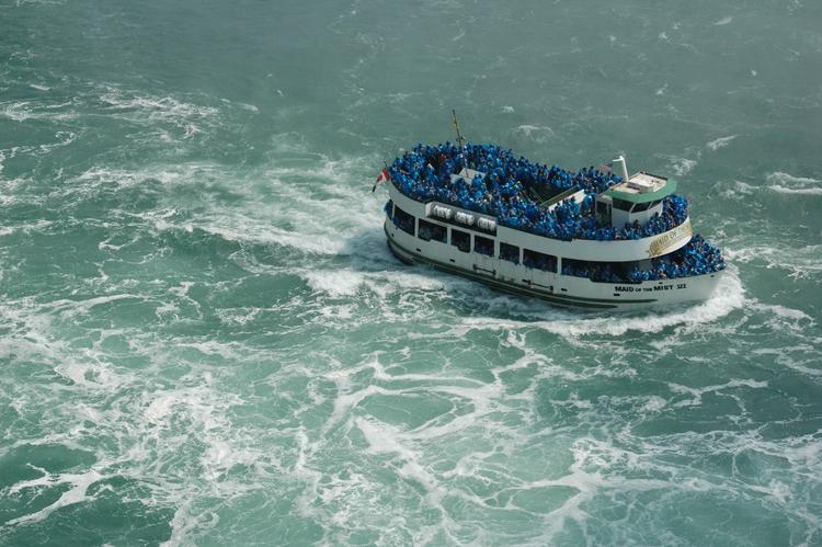 Maid of the Mist in River