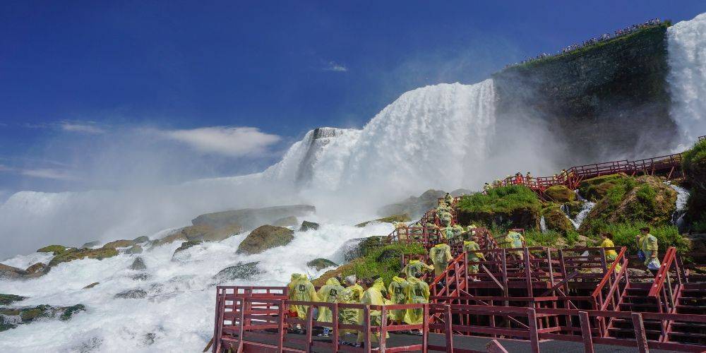 Niagara Falls USA Small Group Walking Tour with Maid of the Mist and Cave of the Winds image 5