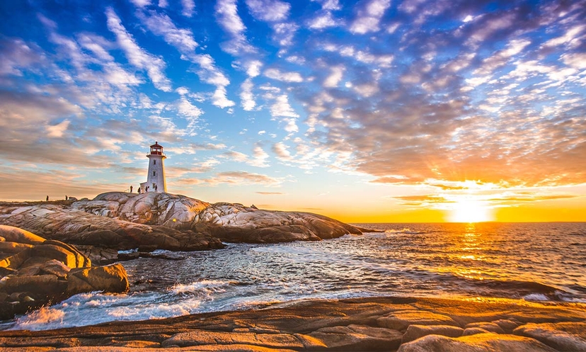 https://res.cloudinary.com/see-sight-tours/image/upload/v1752833702/strapi/Sunset_Tour_from_Halifax_fd3b28b0b9.jpg